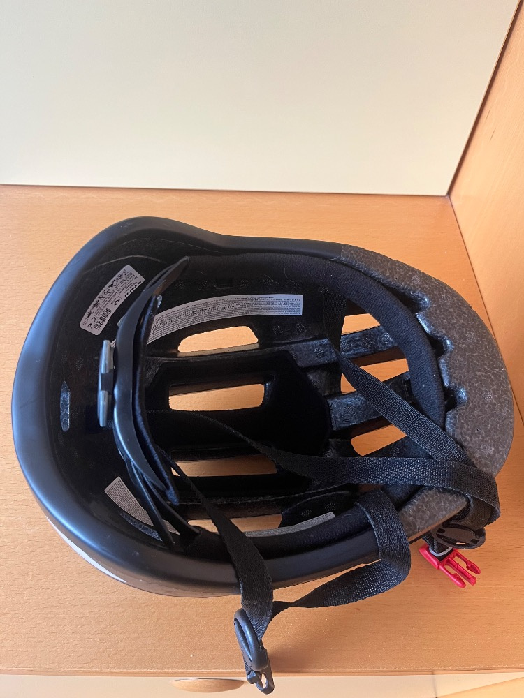 Nová helma BTWIN - 3