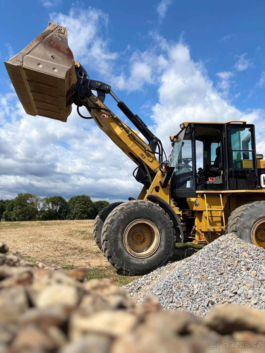 Zemni práce Venc, s.r.o., kolový nakladač - 3