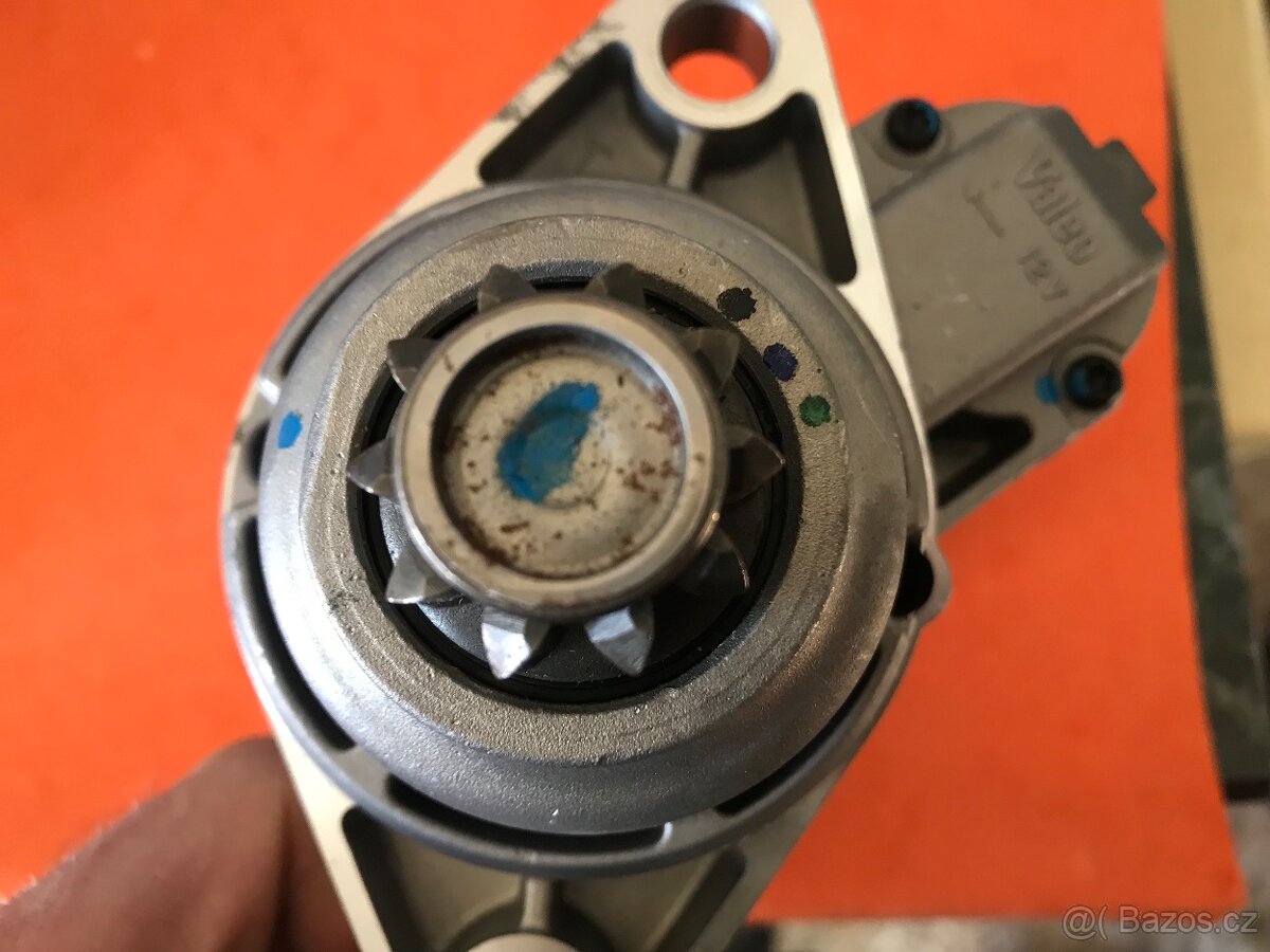 VW starter O2T911024Q - 3