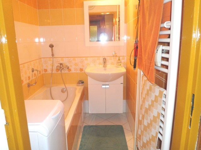 1 studentka ke stud. do 2.lůž. pokoje v 3+1, balkon, centrum - 3