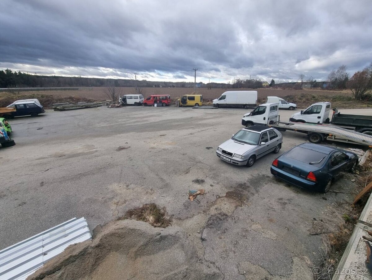 Pronájem asfaltová plocha, kancelář - 3