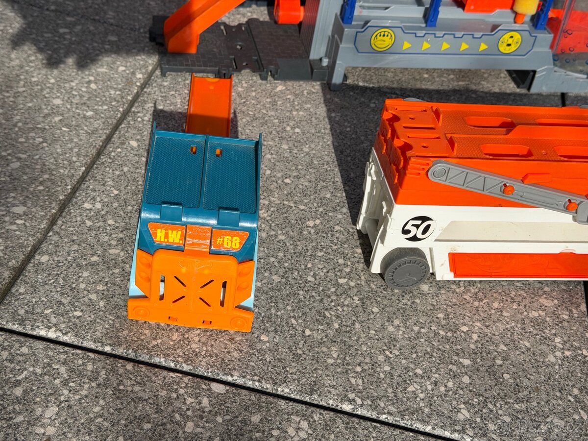 Hot wheels drahý - 3