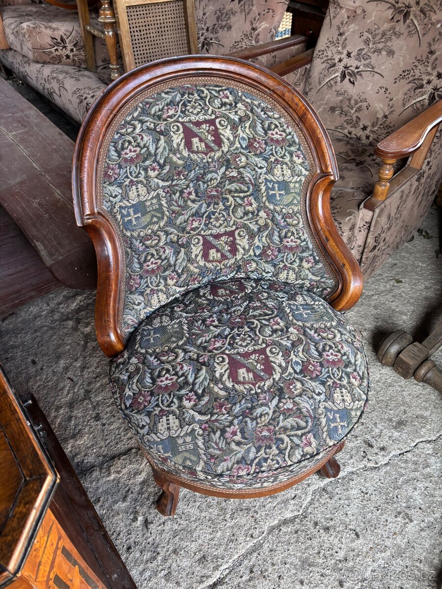 Truhly komoda kreslo - 3