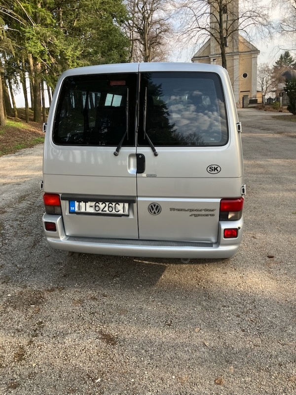 Predám VW T4 Transporter 2,5 Tdi syncro - 3