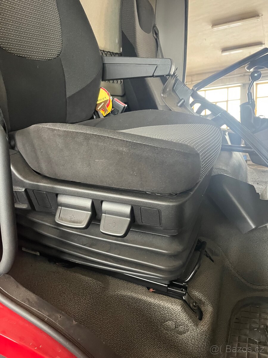 DAF LF sedadlo spolujezdce - 3