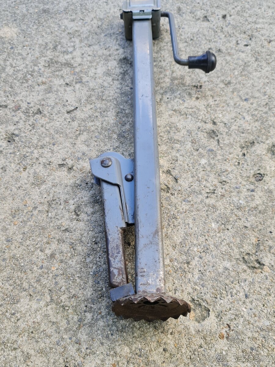 HEVER STOJANOVÝ - 3