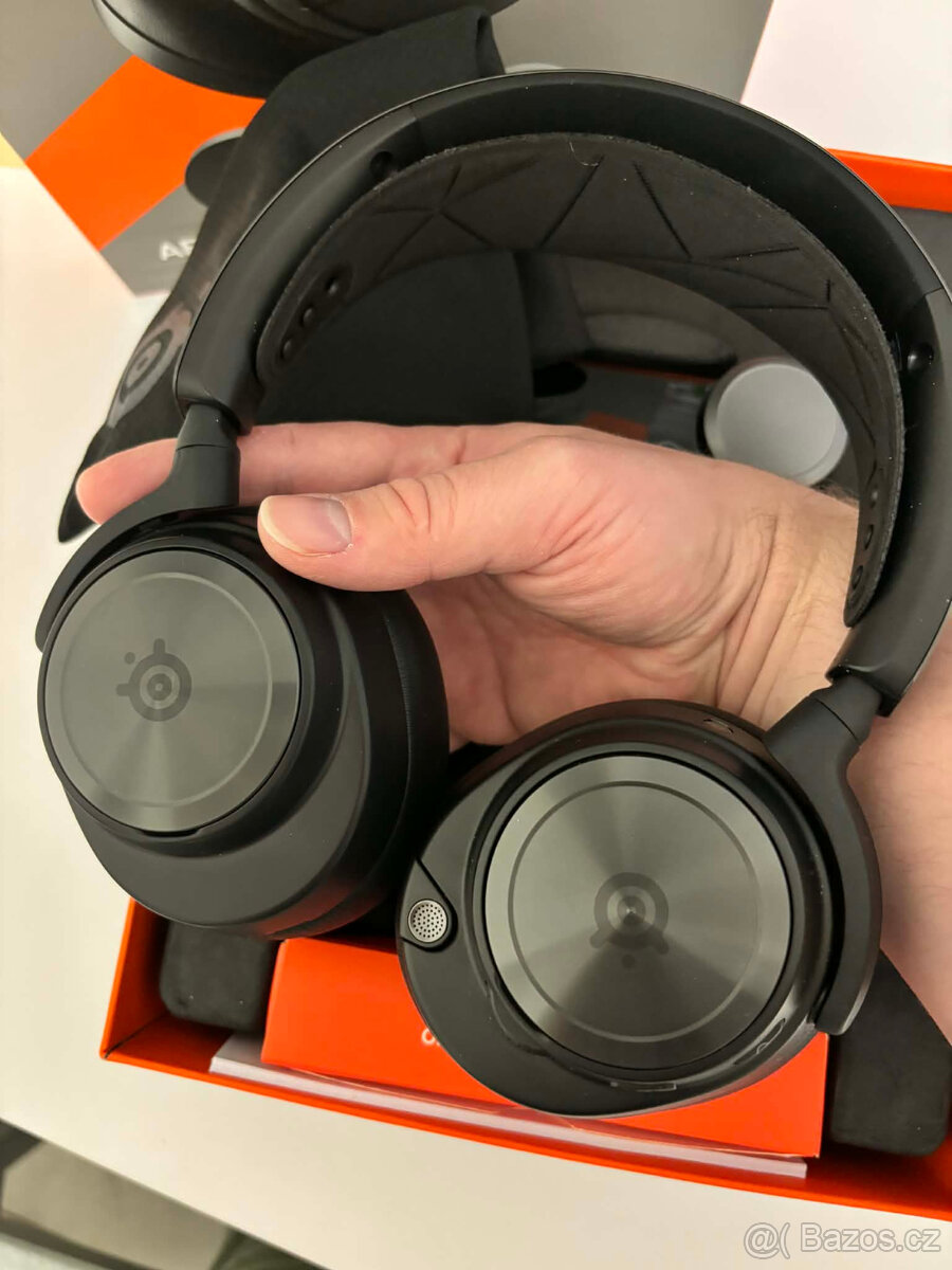 🎧 Herní sluchátka SteelSeries Arctis Nova Pro Wireless - 3