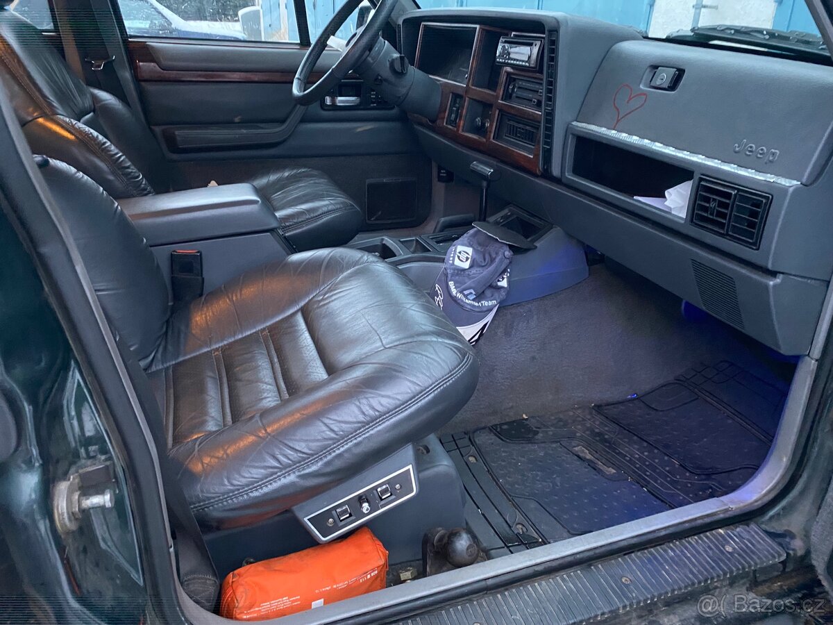 Prodam Jeep Cherokee XJ 4.0i - 3