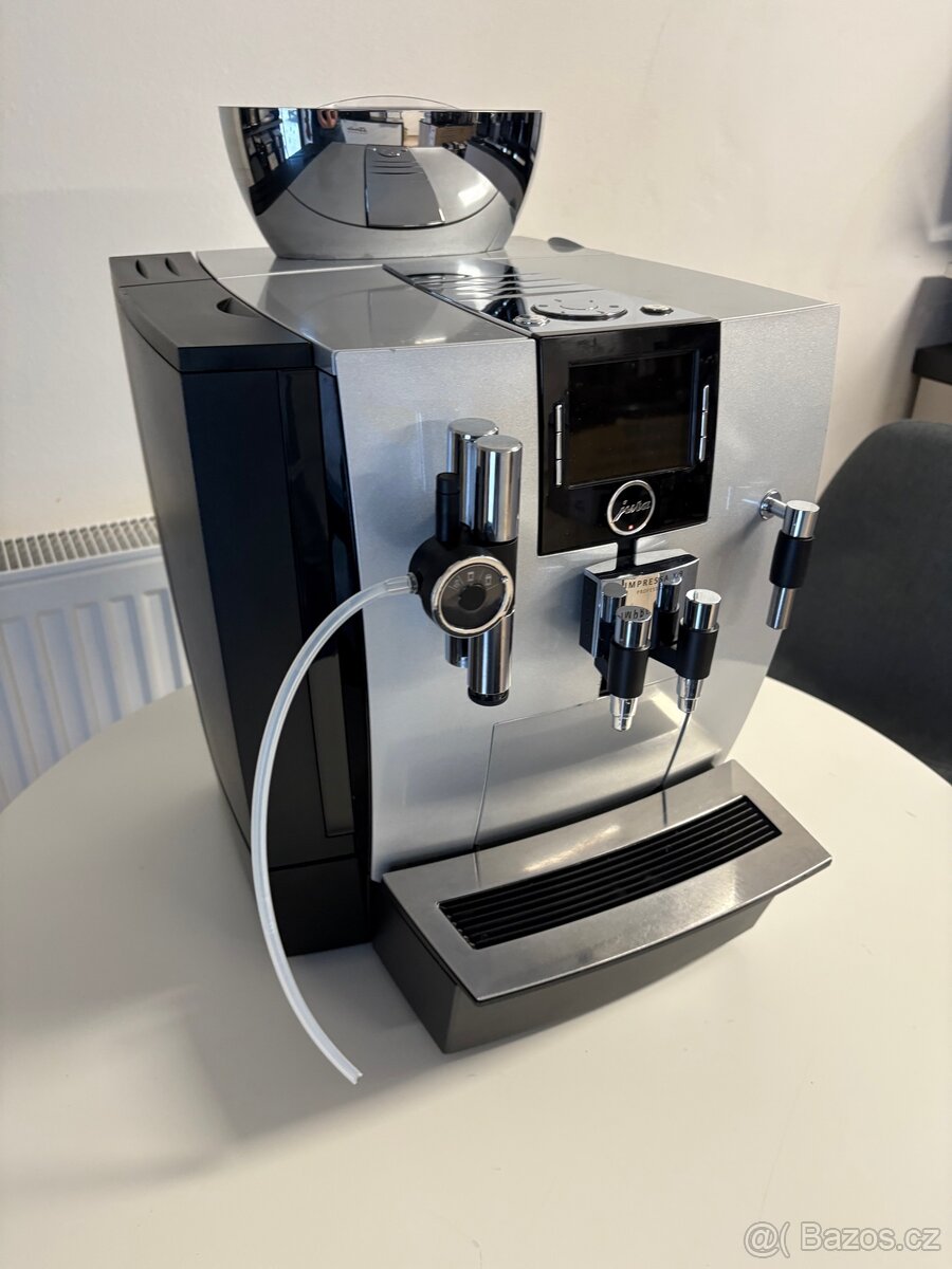 Kávovar Jura XJ - 3