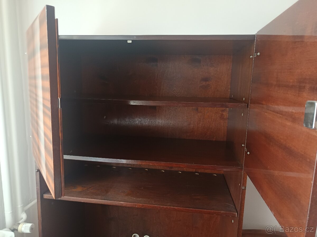 Prodám starší nábytek - 3