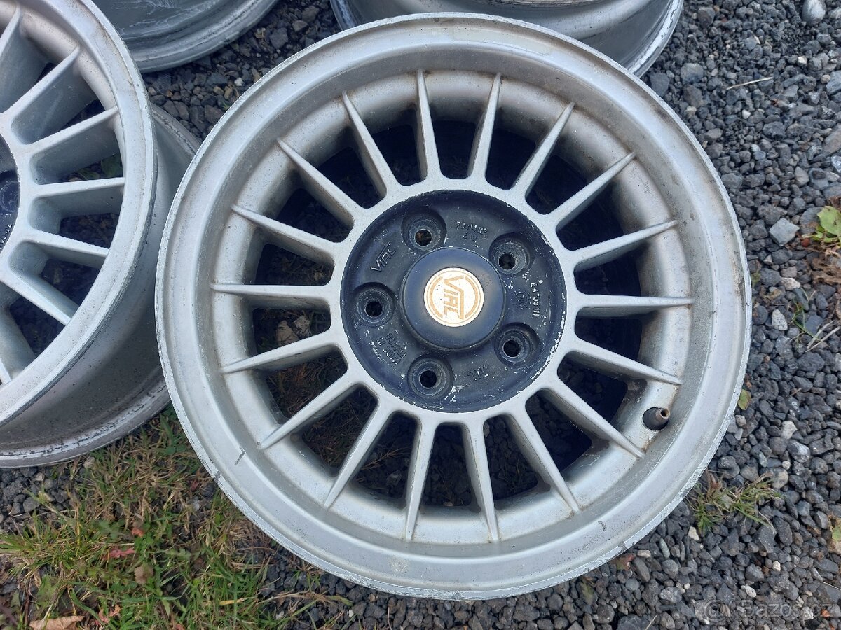 Retro alu kola Vial 5x120 pro BMW e28 atd - 3
