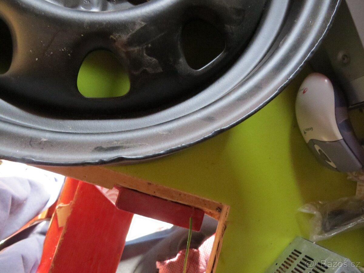 Disky kola na Felicii - 3