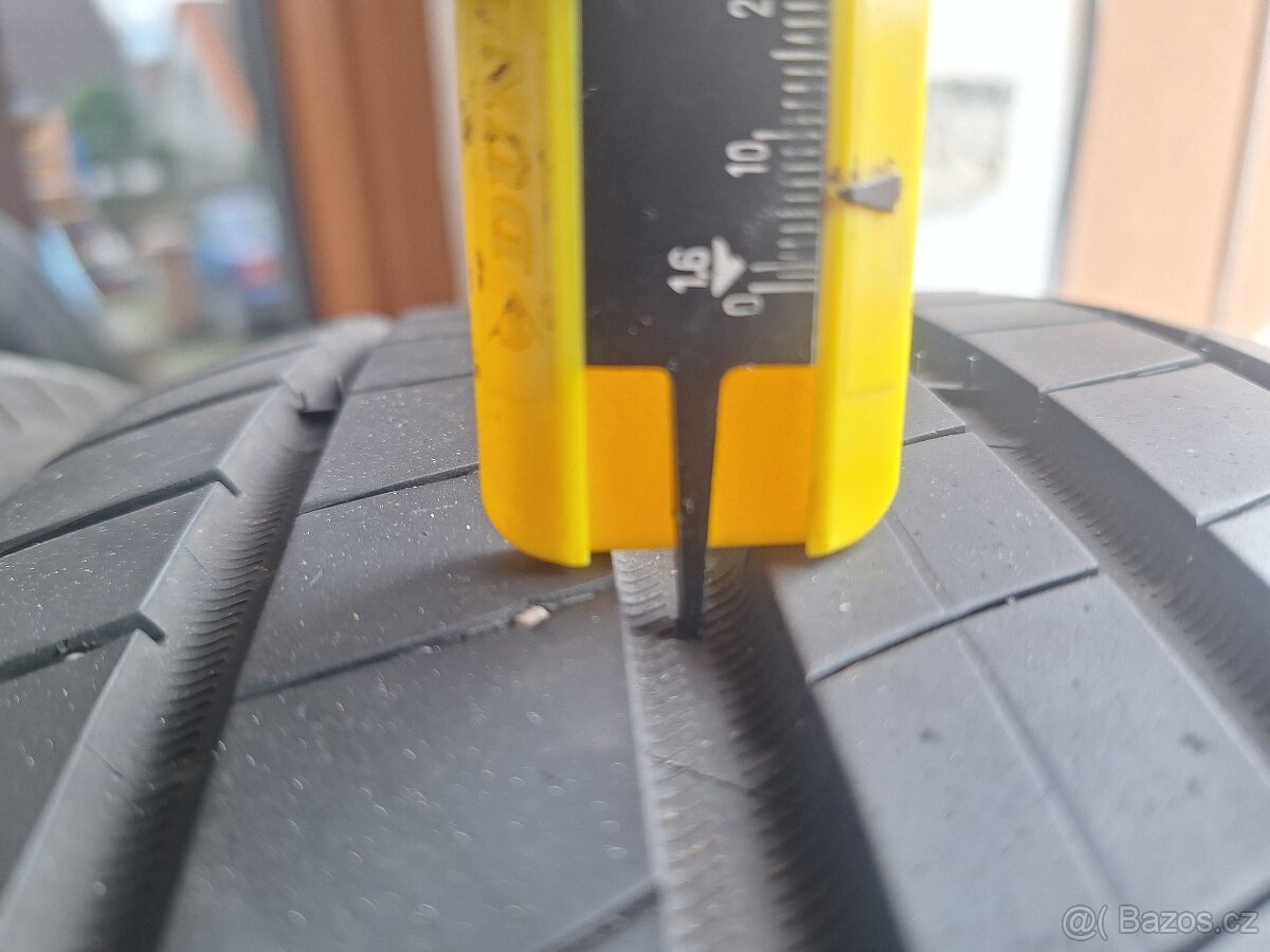 Prodám letní pneu 205/55/17 Michelin - 3