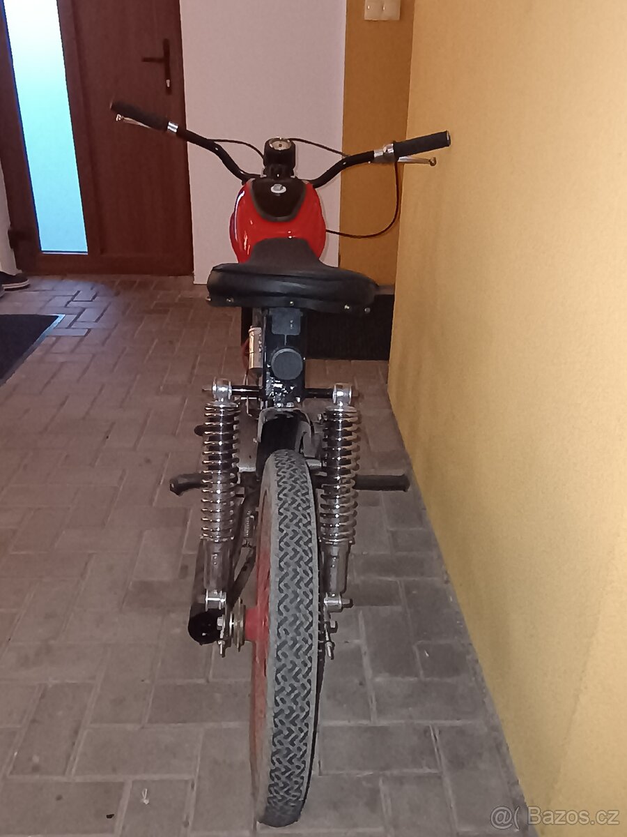 Café Racer - 3