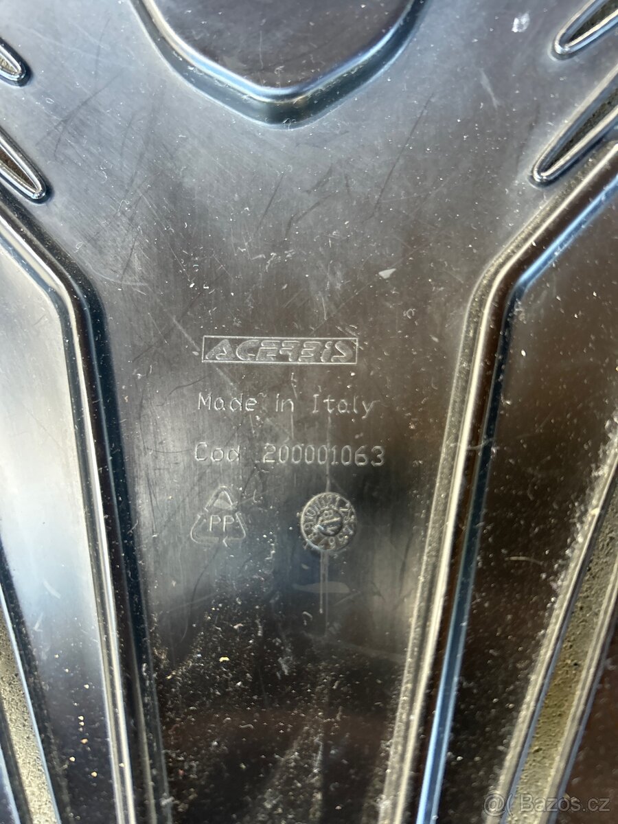 Hruďák acerbis - 3