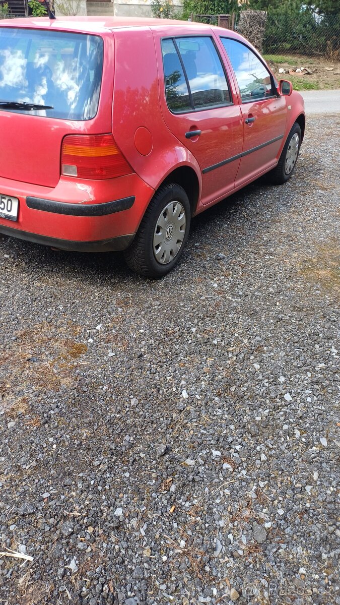 Volkswagen Golf IV - 3