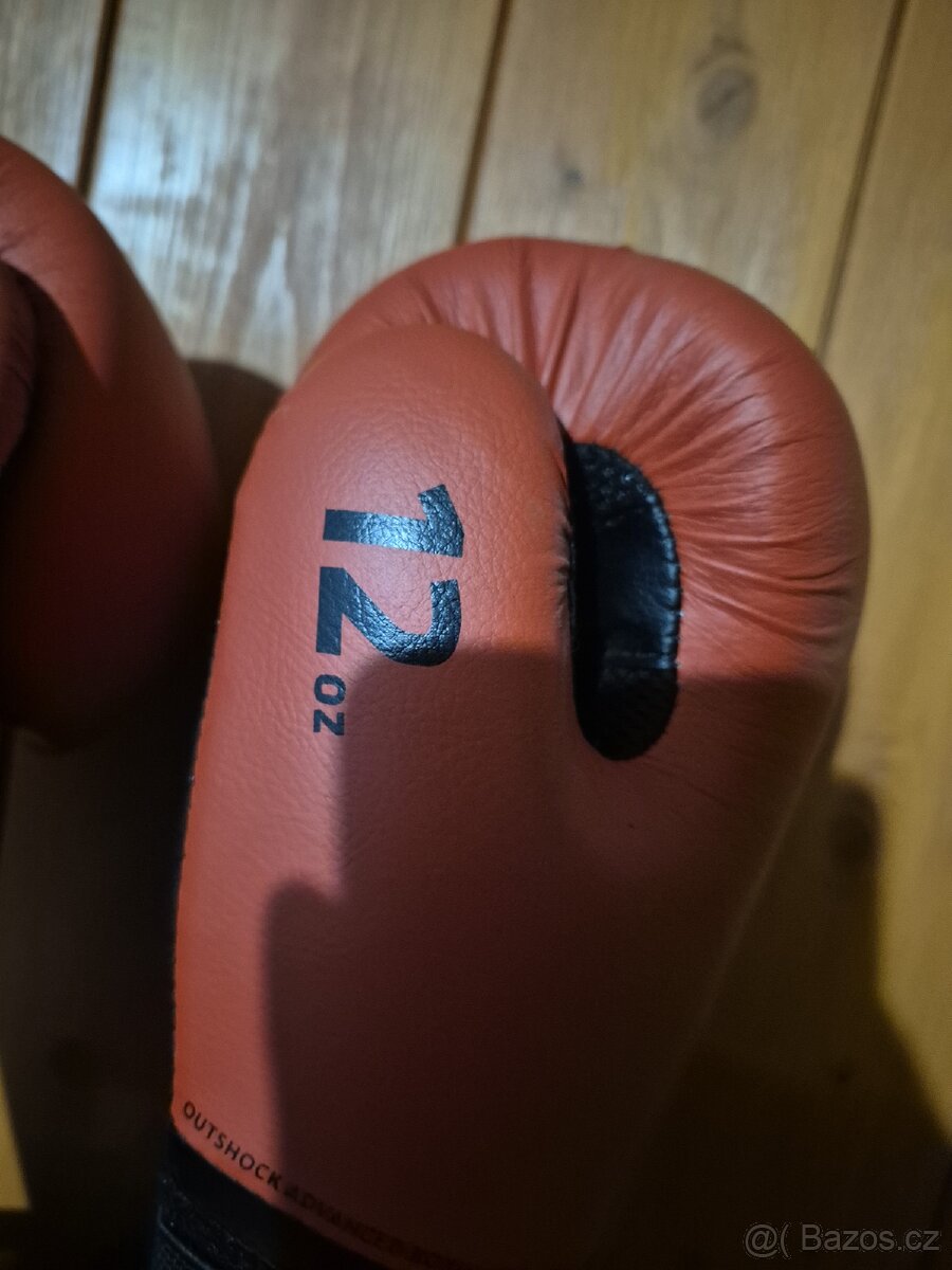 Boxovací pytel s rukavicemi - 3