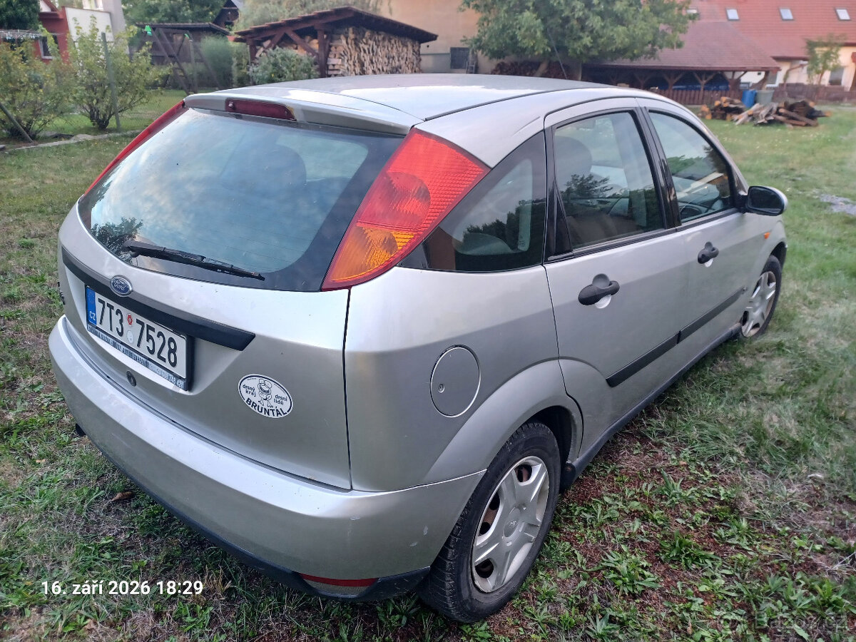 Ford Focus 1.6 (2001) 74kW - 3