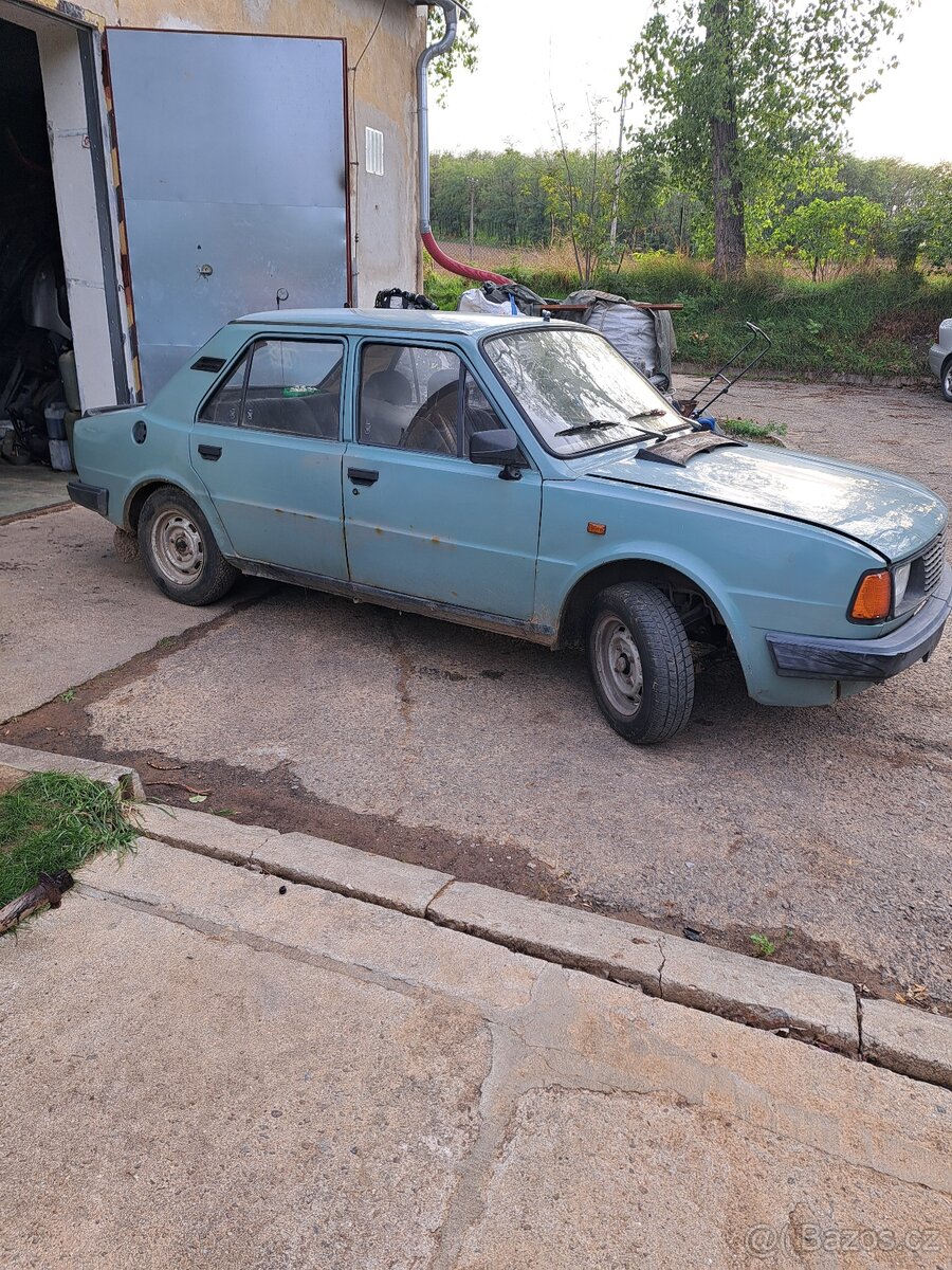 Škoda 105 S r.v. 1986 na ND - 3