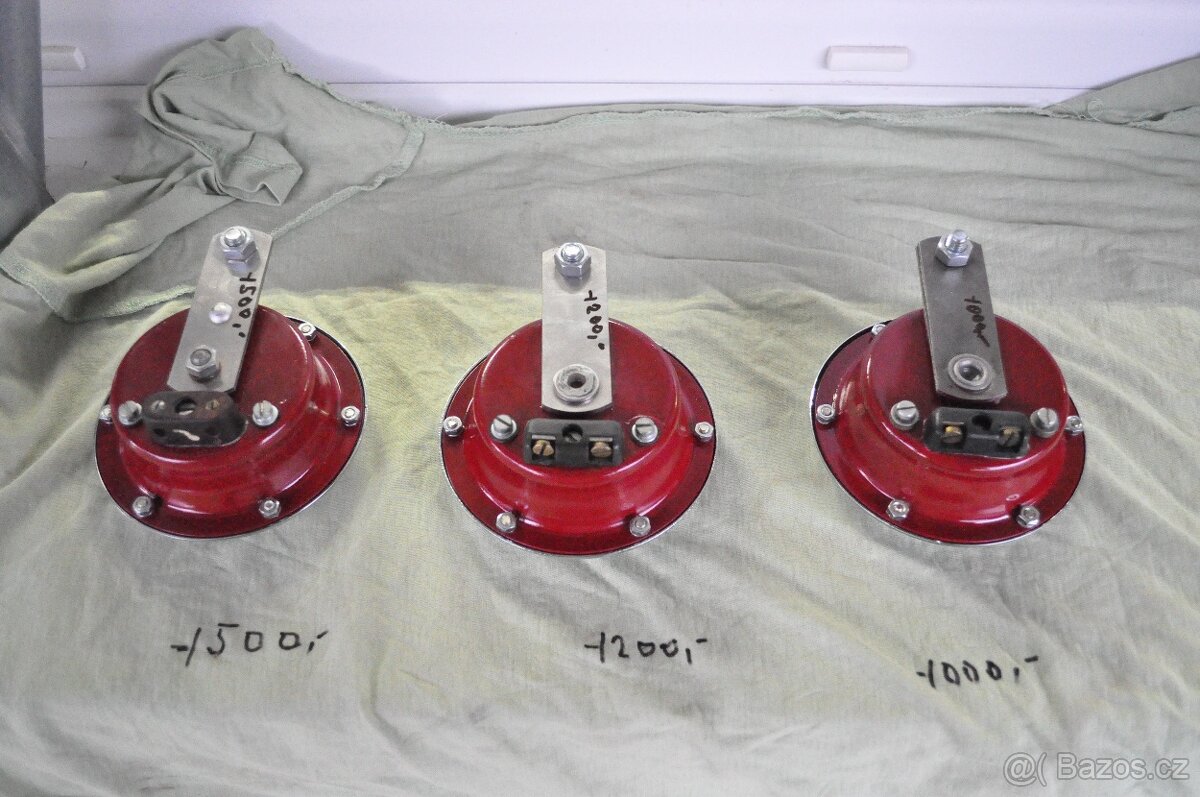 Klaksony Jawa Pulbuben panelka kývačka - 3