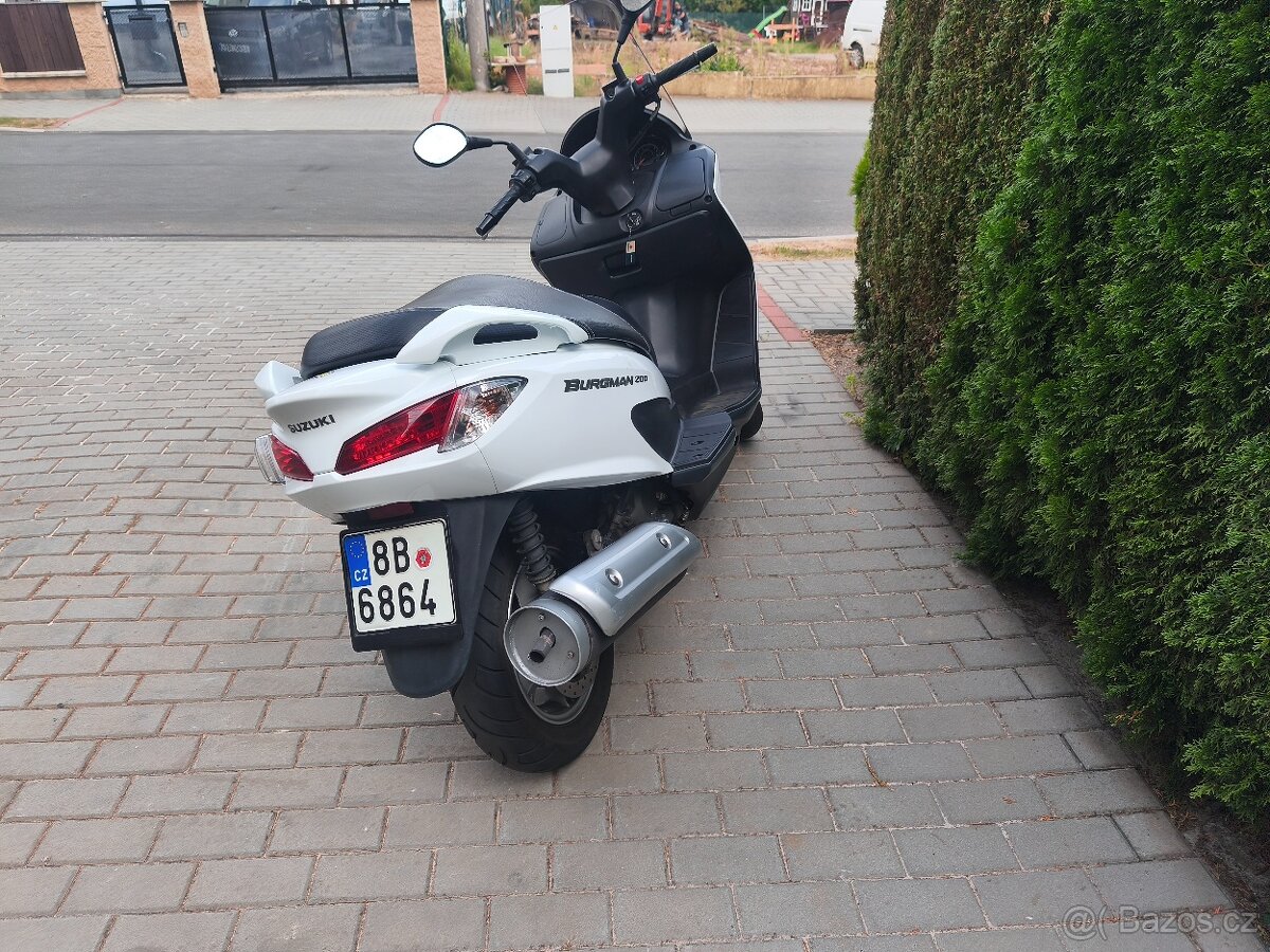 SUZUKI Burgman 200i SLEVA - 3