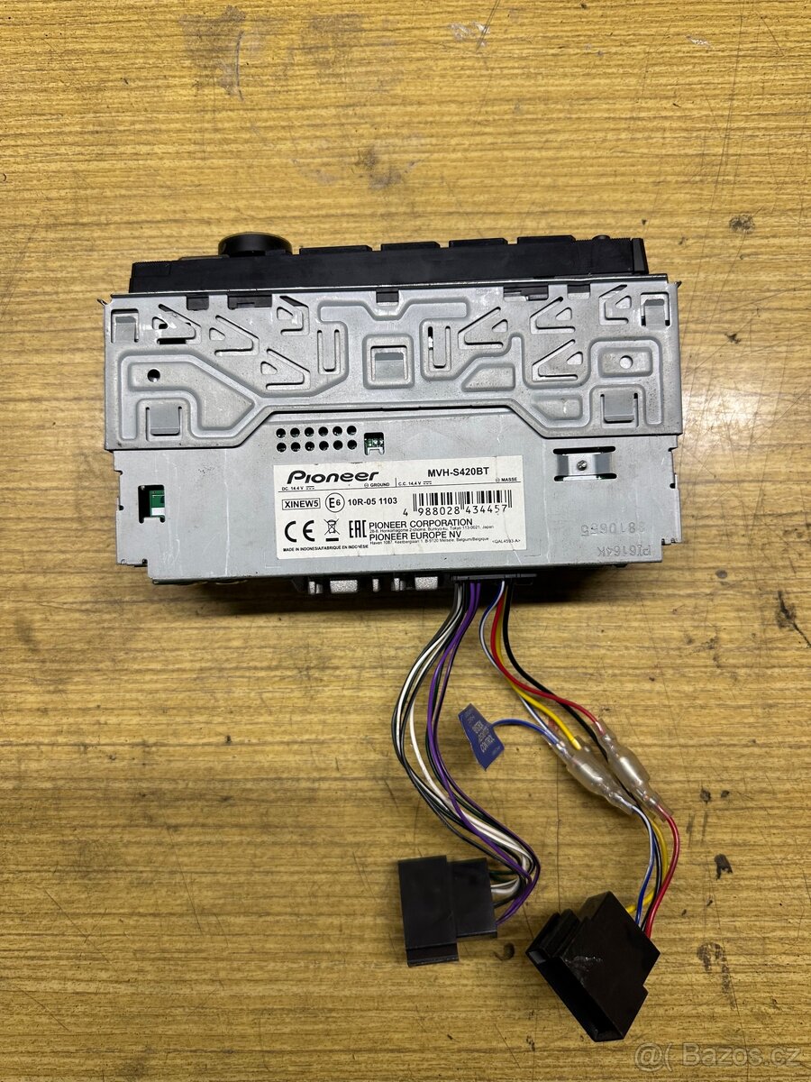 Bluetooth rádio pioneer - 3