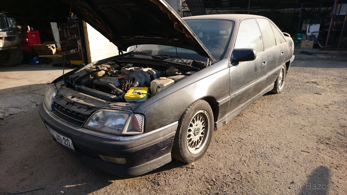 Opel Omega 3000 24V Dual Ram - 3