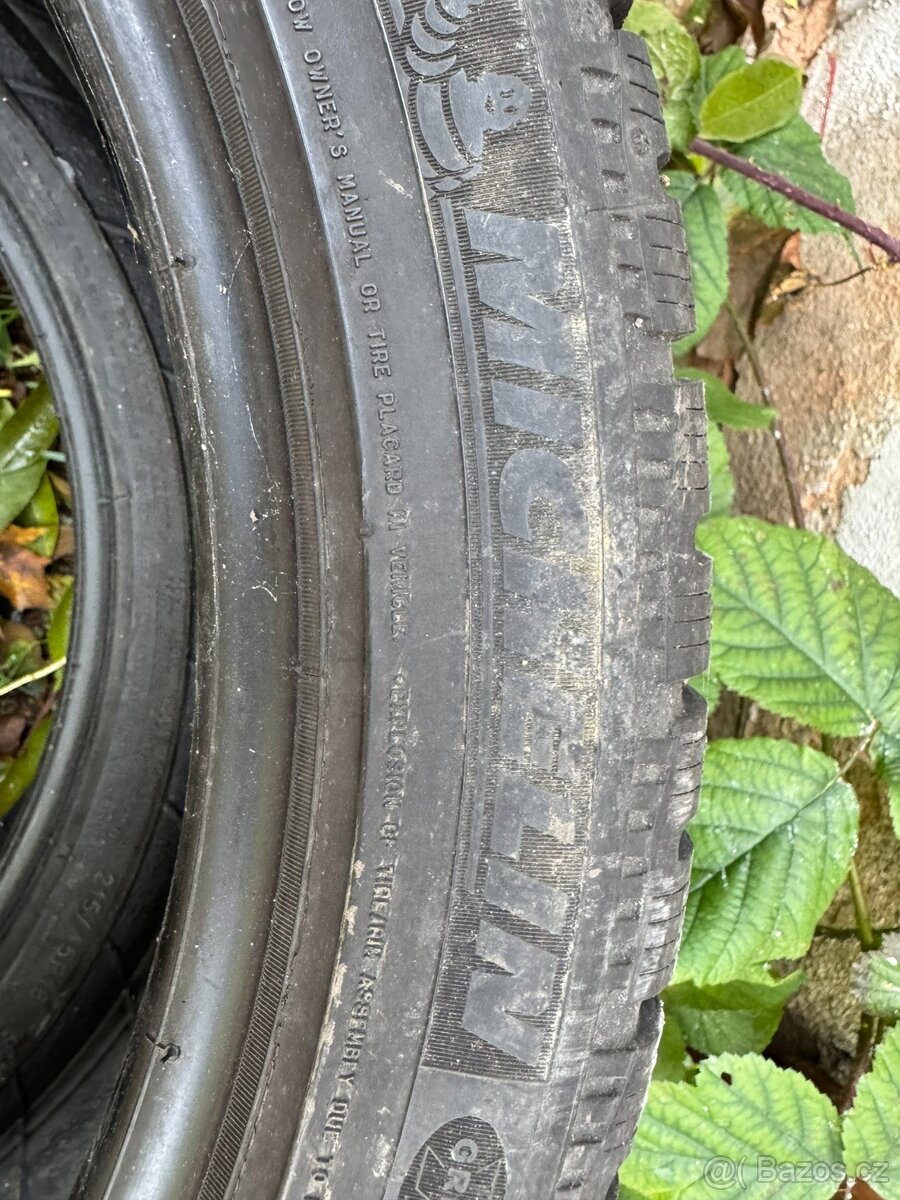 496. 2x zimní pneu michelin 215/45 r18 (cca 6,5 mm) - 3