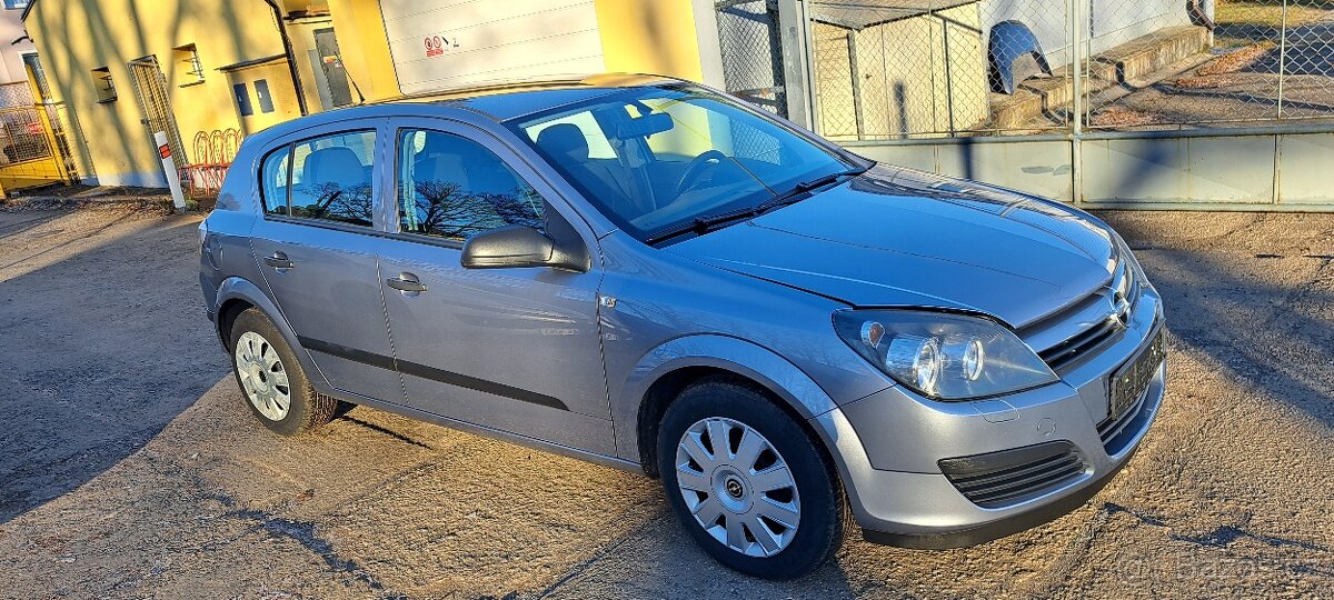 Opel Astra H - 3