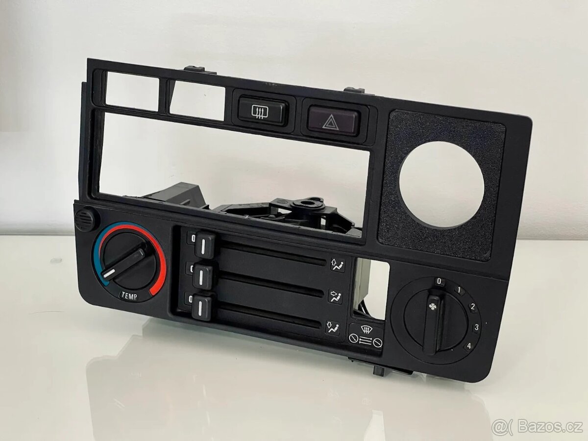 BMW E30 - Držák budíku (OBC) - 3