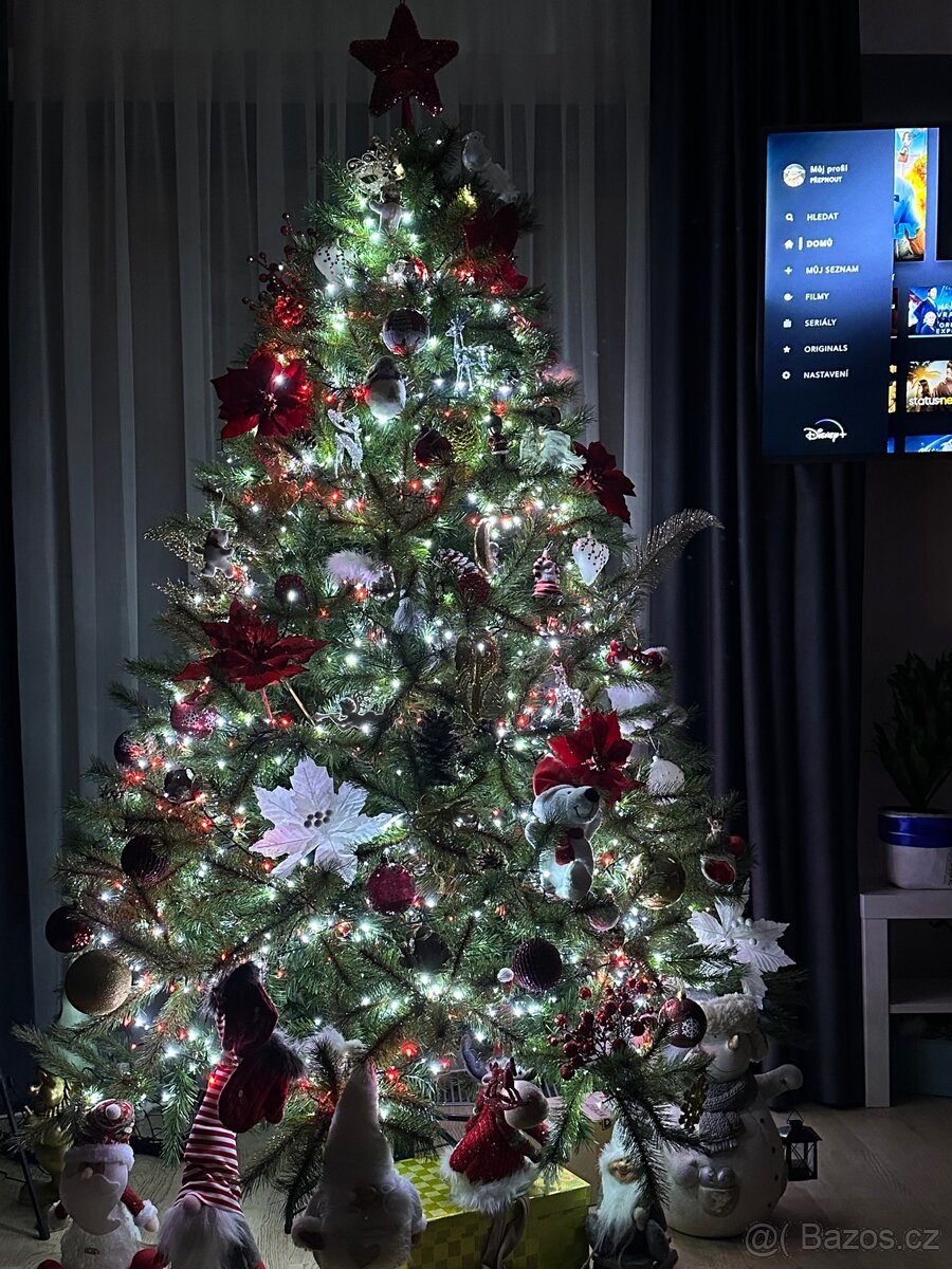 Vánoční stromek + ozdoby - 3