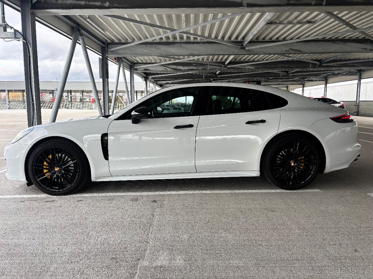 Porsche Panamera 4S 971 4.0D V8 - 3