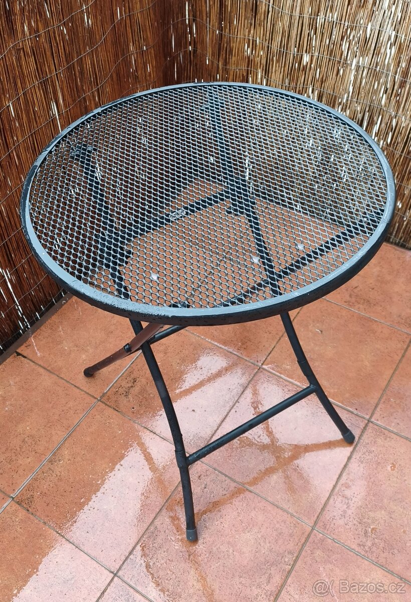 Kovové židle se stolem - 3