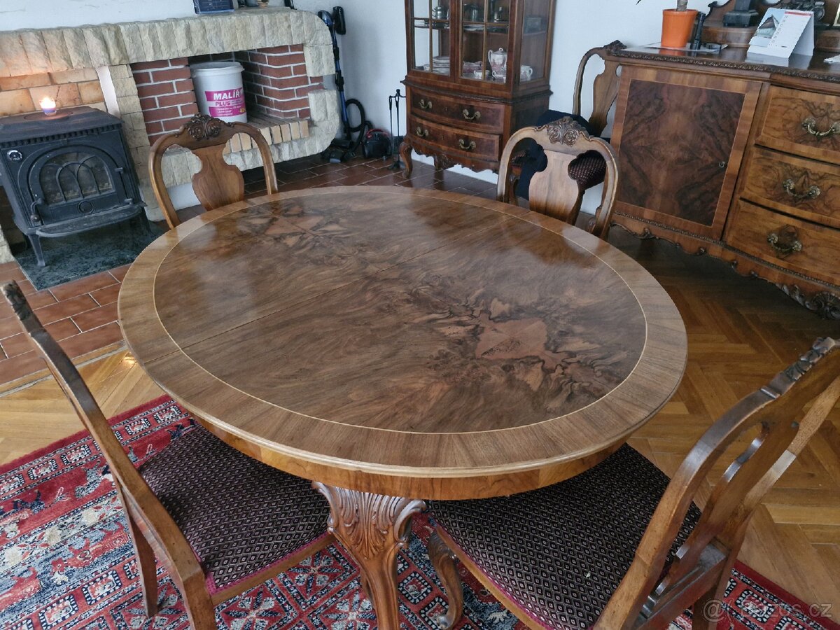 Starožitný nábytek - 3