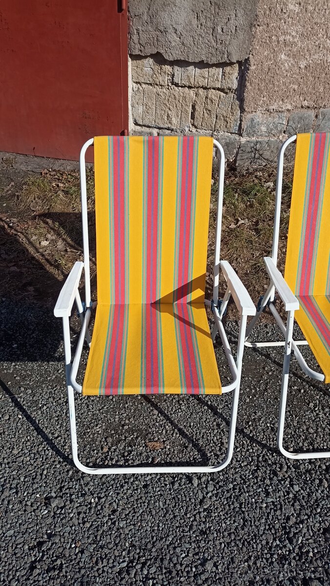 Retro křesílka - 3