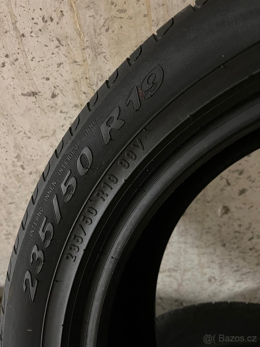 Pneu Pirelli 235/50 R19 99V - 3