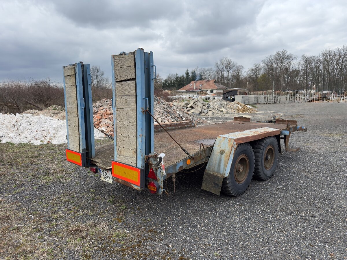 PU 5880 nákladní přívěs - 3