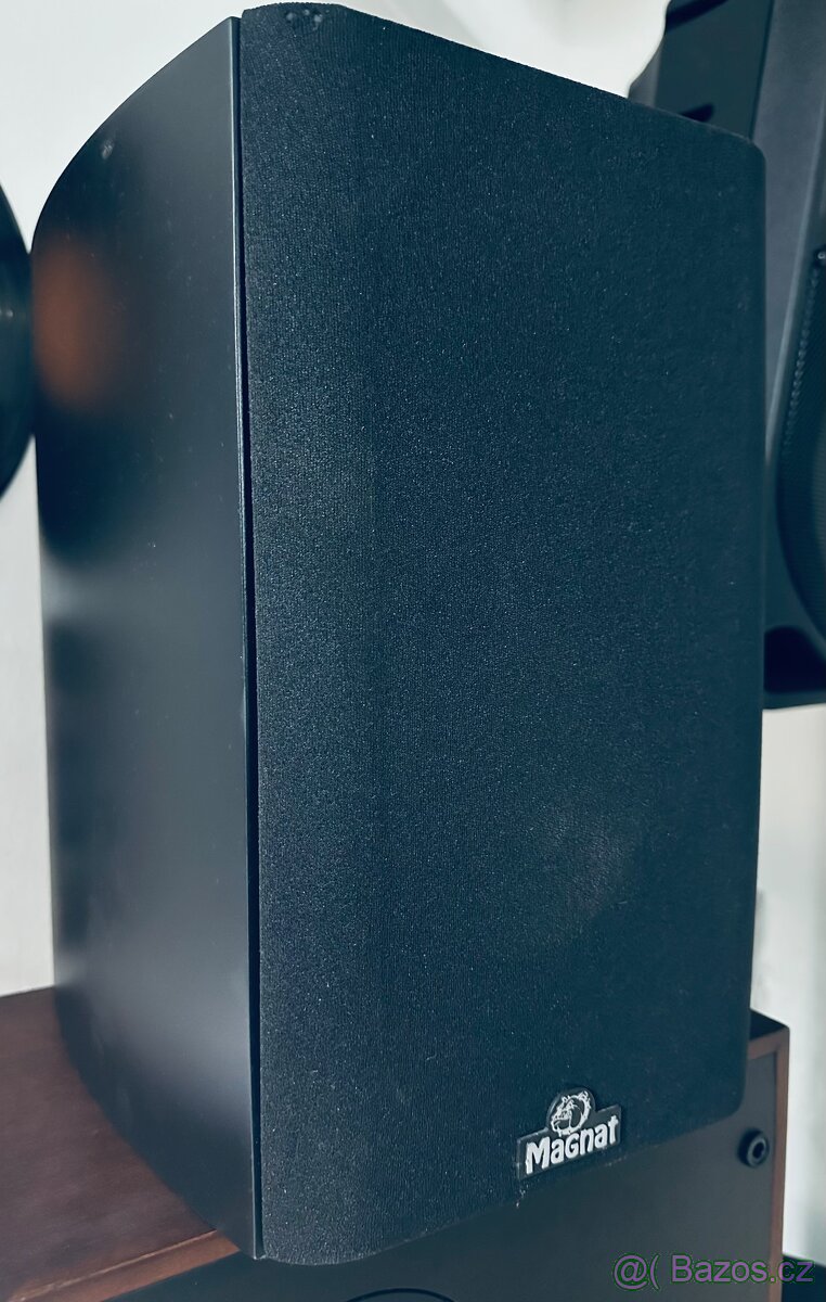 MAGNAT - 3