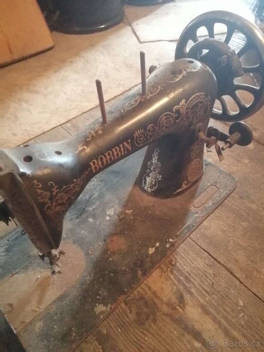 Prodám čicí stroj značky Bobbin. - 3