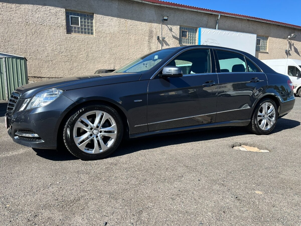 Mercedes-Benz E 2,1CDi 100kW Avantgarde 4/2011 - 3