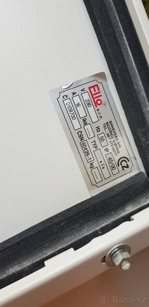 Nástěnný rozvaděč - 3