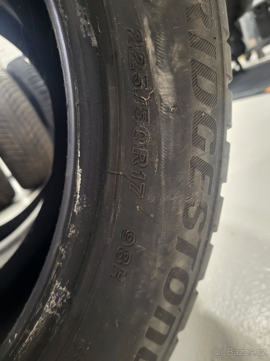 2ks Zimní Bridgestone 225/50 R17 - 3