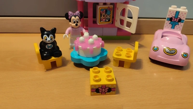 Lego duplo 10873 - Minnie narozeninová oslava - 3