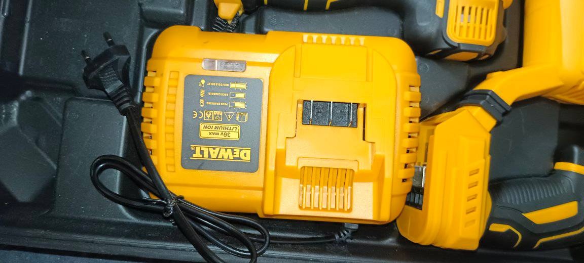 Kompletní sada nářadí DeWalt 36V - 3