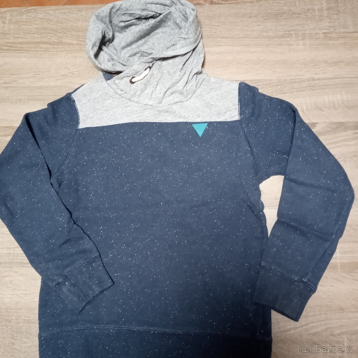 Chlapecké mikiny vel.140 / 146 , kus 40 Kč - 3