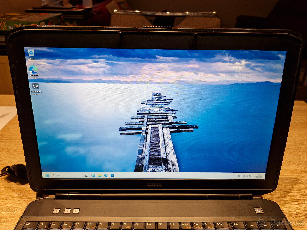 Velký Dell Latitude E5530 15,6" i5 8GB RAM 128GB SSD Win 11 - 3