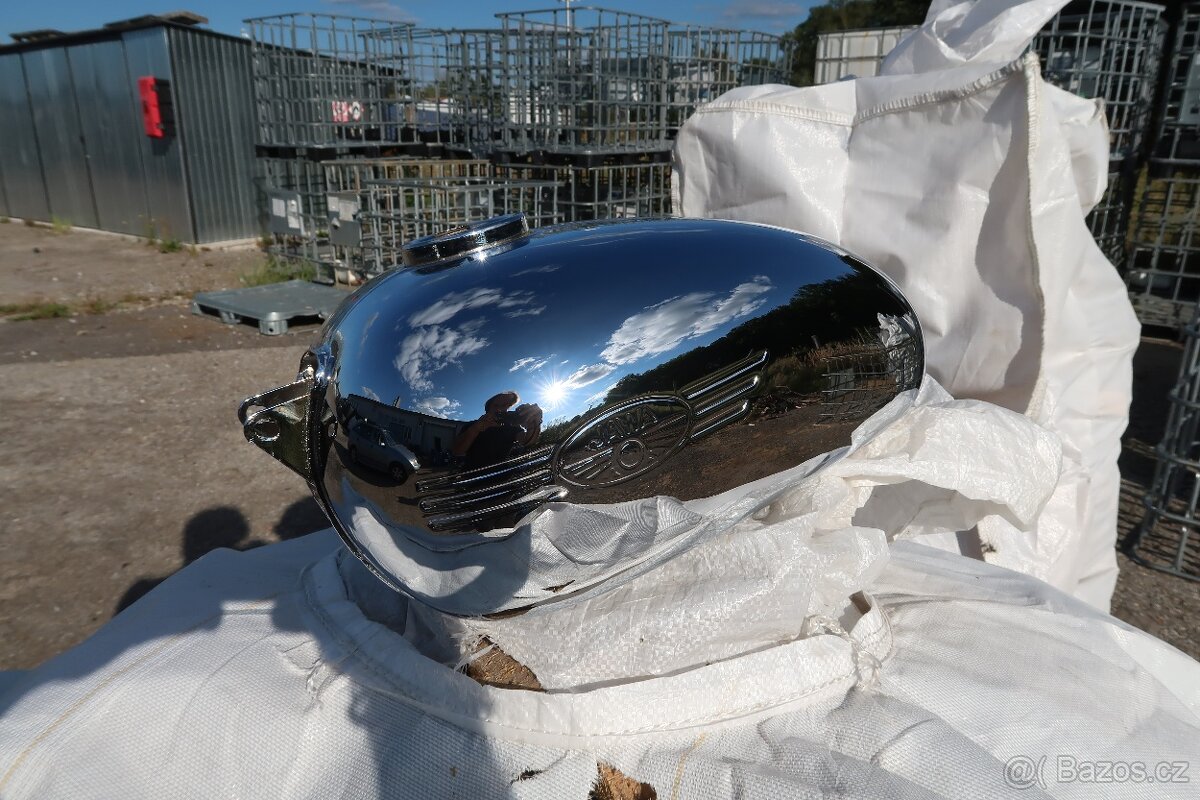 Nádrže Jawa ČZ - 3