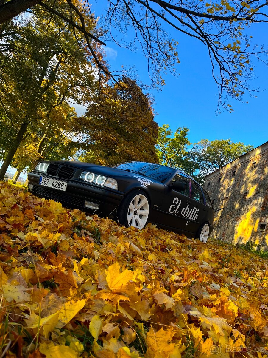 BMW e36 318i Touring - 3