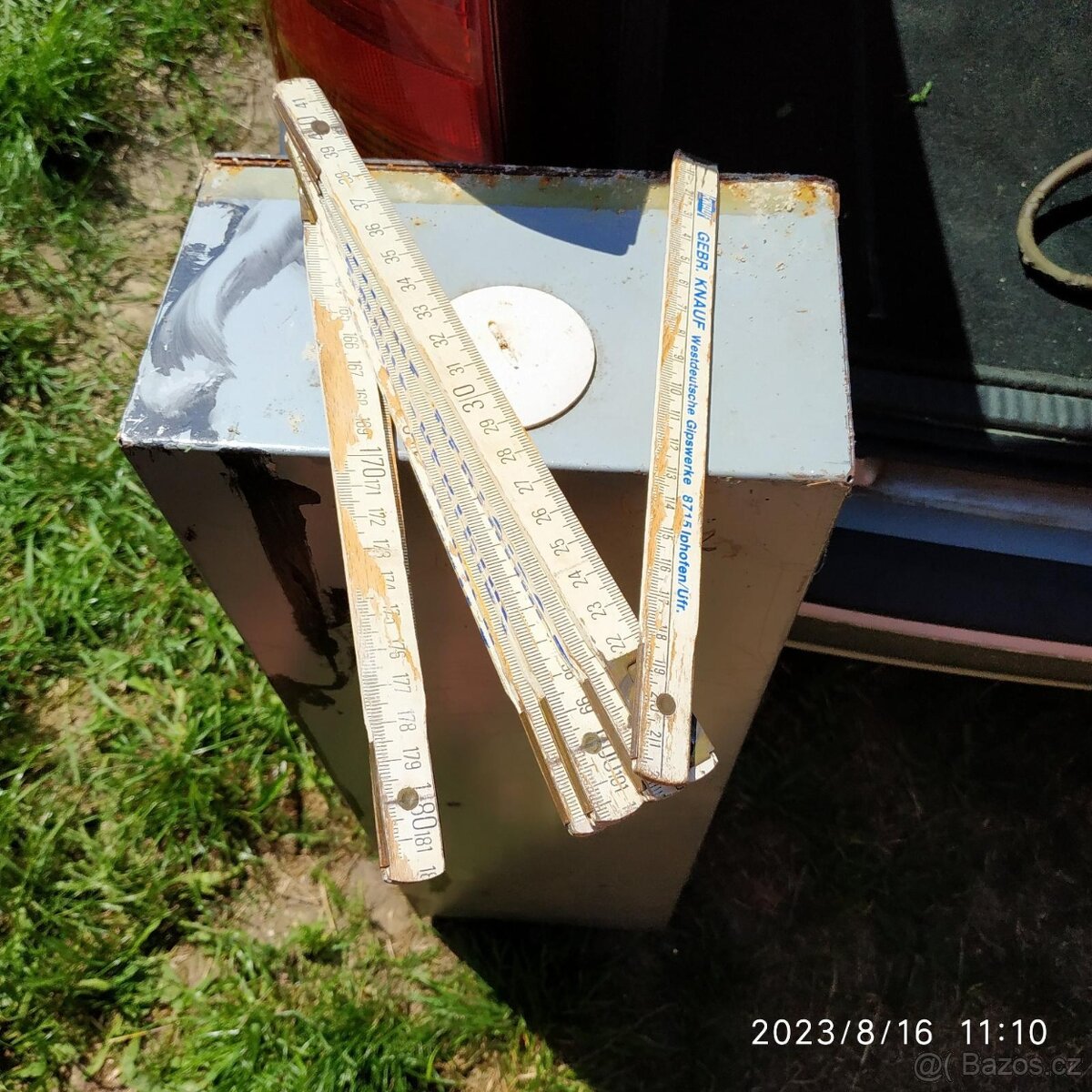 Pr. Prázdnou bednu na el. rozvaděč a podobně. - 3