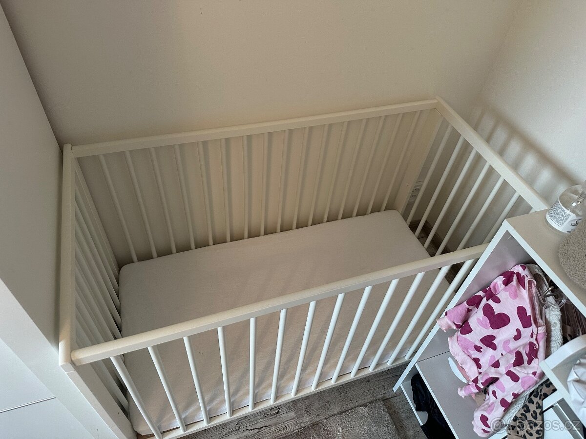 Dětská postýlka + příslušenství - 3